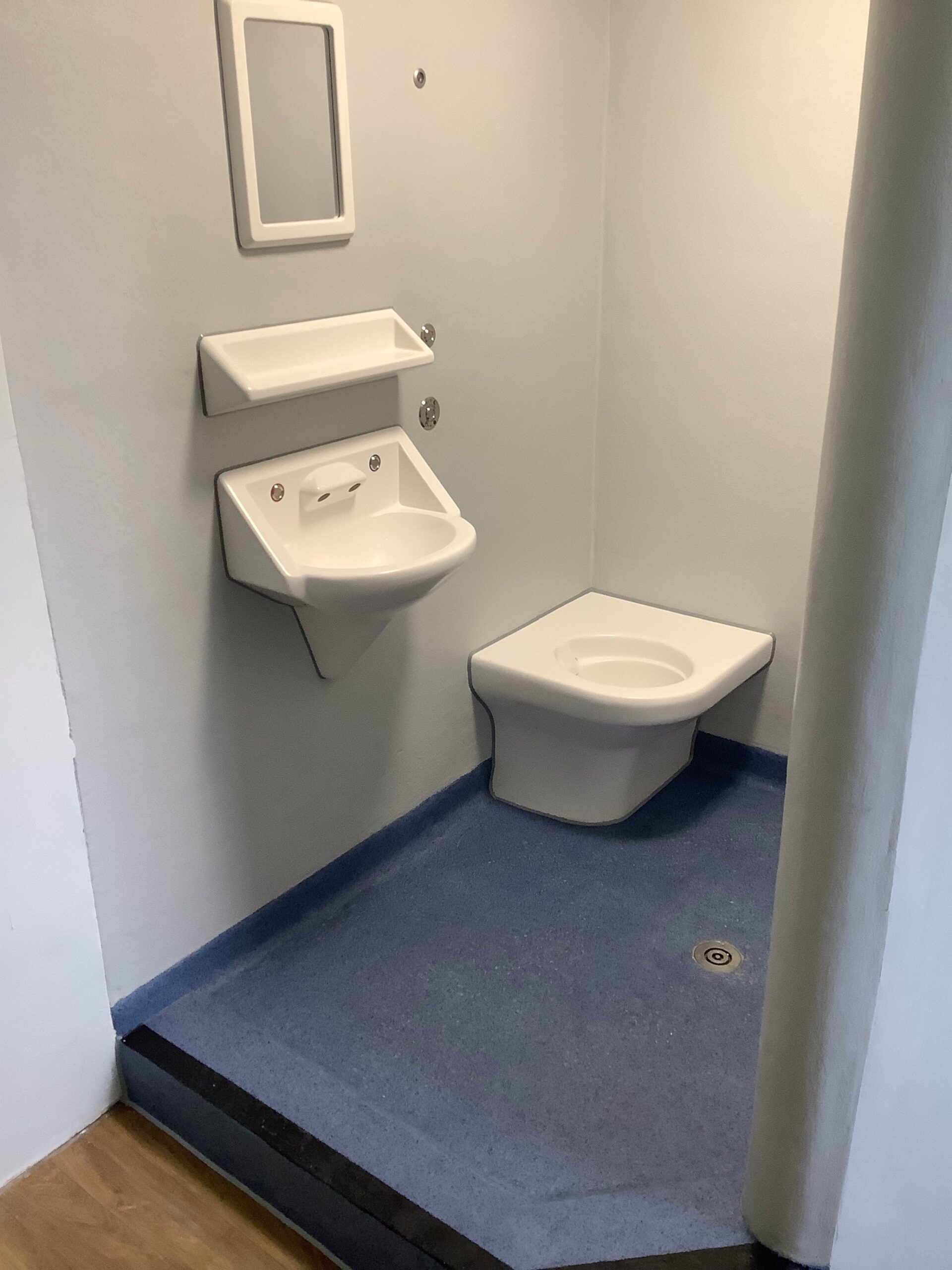 Oakhill shower refurbishment with the Acrylicon wall system