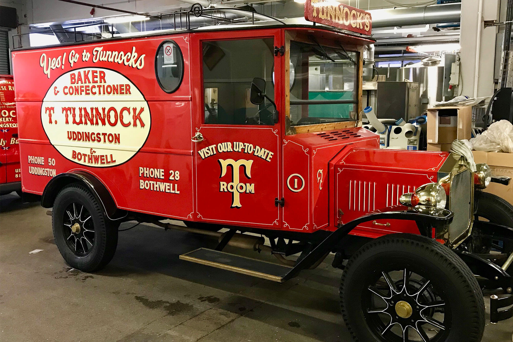 Tunnock&rsquo;s delivery van